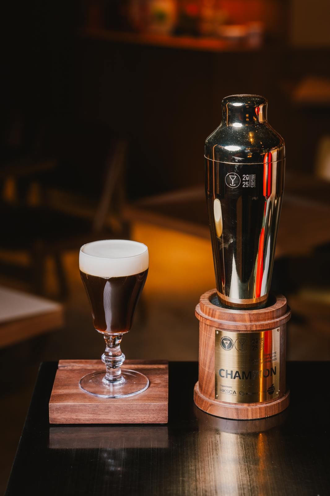 招牌 Irish Coffee 與冠軍調酒壺